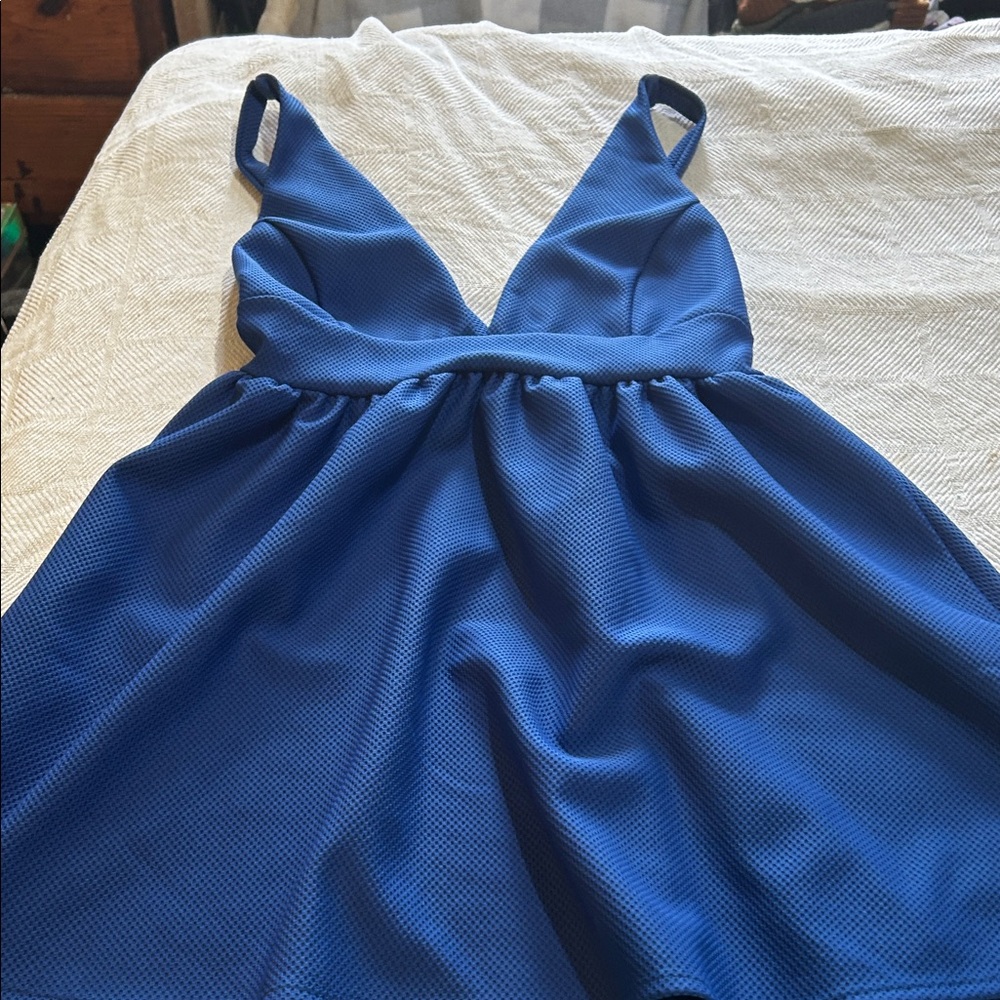 Forever 21 Blue Date night or homecoming Dress